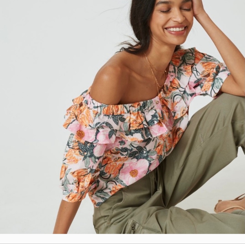 Cecelia Pettersson floral off the shoulder blouse - NWT Small